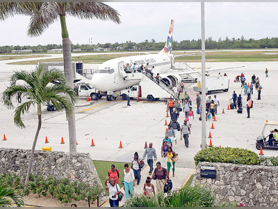 Air arrivals pass the half-million mark