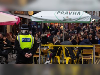 Met Police step up patrols in London boroughs with most Covid cases