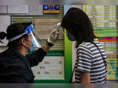 Hong Kong pushes health code to open up travel