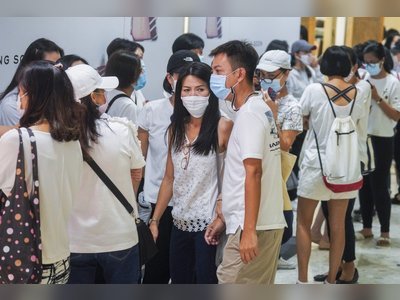 Cathay Pacific flight attendants threaten collective action over new contracts