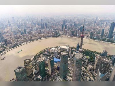 China wooing investors to Shanghai, with HSBC, Goldman answering