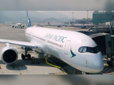 Covid: Cathay Pacific to run at half capacity next year