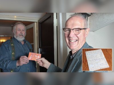 Best friends have sent each other the same Christmas card for 50 years