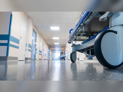US reports highest single-day record for COVID-19 deaths