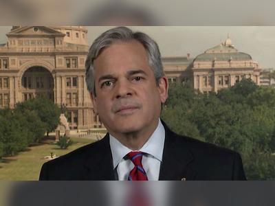 Austin Mayor tells community to stay home while in Mexico holiday after flying there in private jet