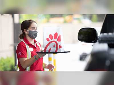 Customers are reporting credit-card payment crashes at restaurants and stores across the US, including Chick-fil-A and Ikea
