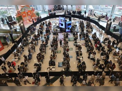 Hong Kong’s buyers offer mixed response in pick of unsold property