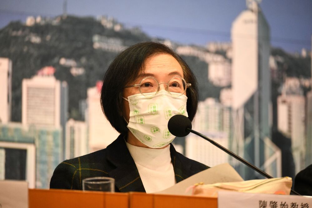 Hong Kong at 'tipping point' of new community outbreaks