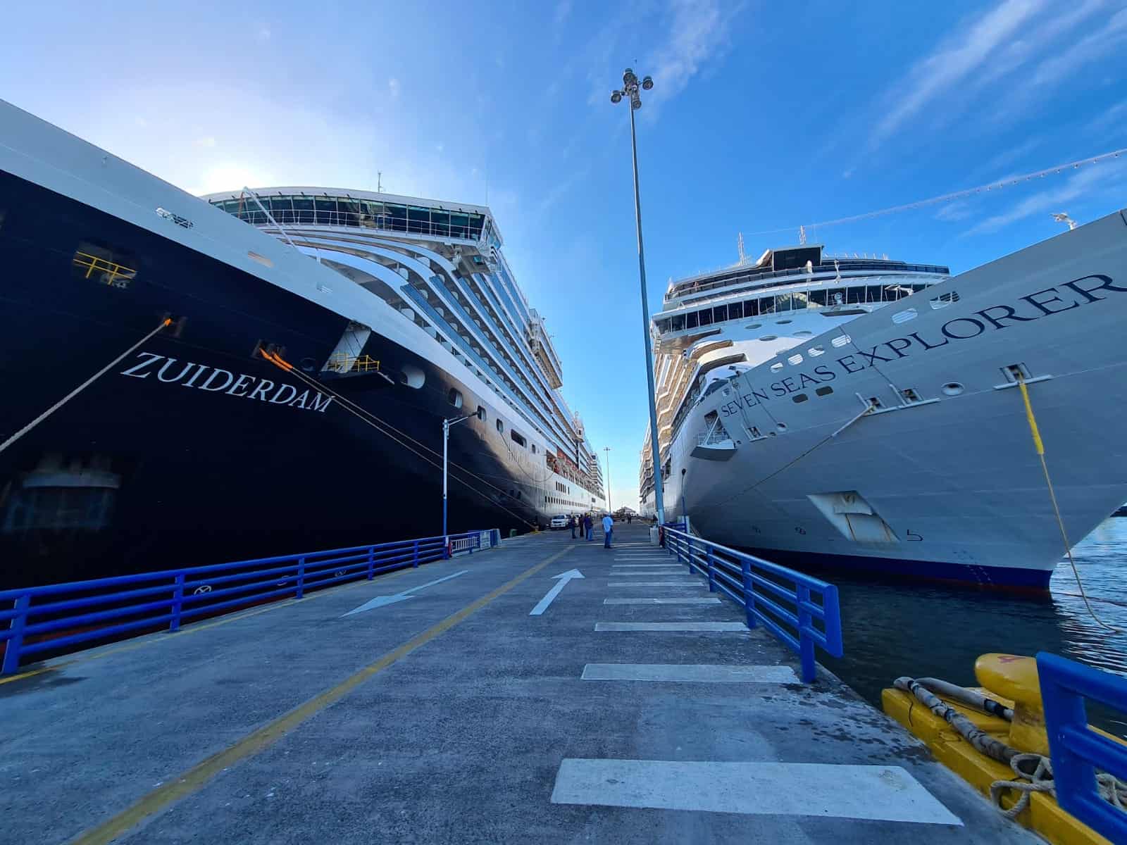 2 Cruise Ships arrive in Costa Rica with hundreds of Tourists