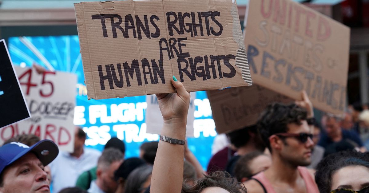 U.S. challenges Alabama law on transgender youth
