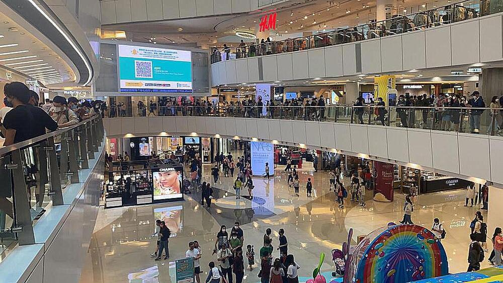 Business booms for malls and restaurants over the Labor Day long weekend