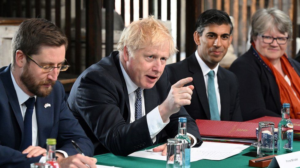 Boris Johnson wants to cut up to 91,000 out of 1,000,000 civil service useless jobs