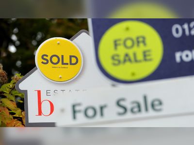 More mortgage providers pull deals over rate rise fears