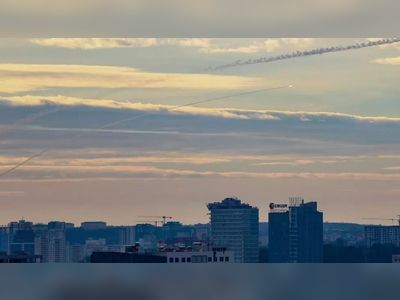 Russia fires dozens of missiles at Ukrainian cities